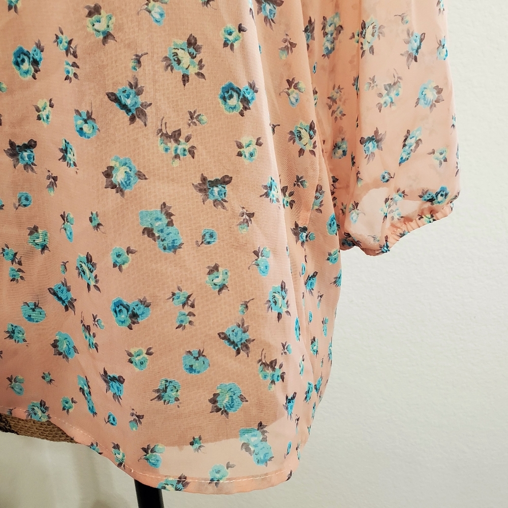 Blue Sketch Semi sheer floral print crochet lacey collar Med. - Picture 4 of 7